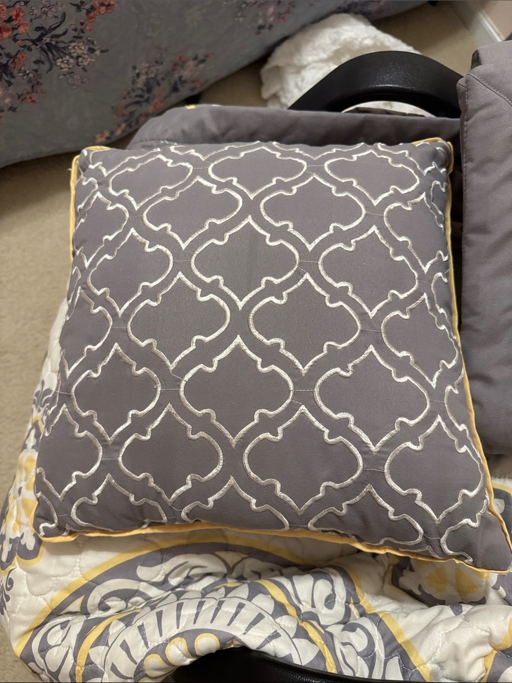Gray and yellow quilted bedspread with 2 matching shams and 1 throw pillow - Picture 2 of 4